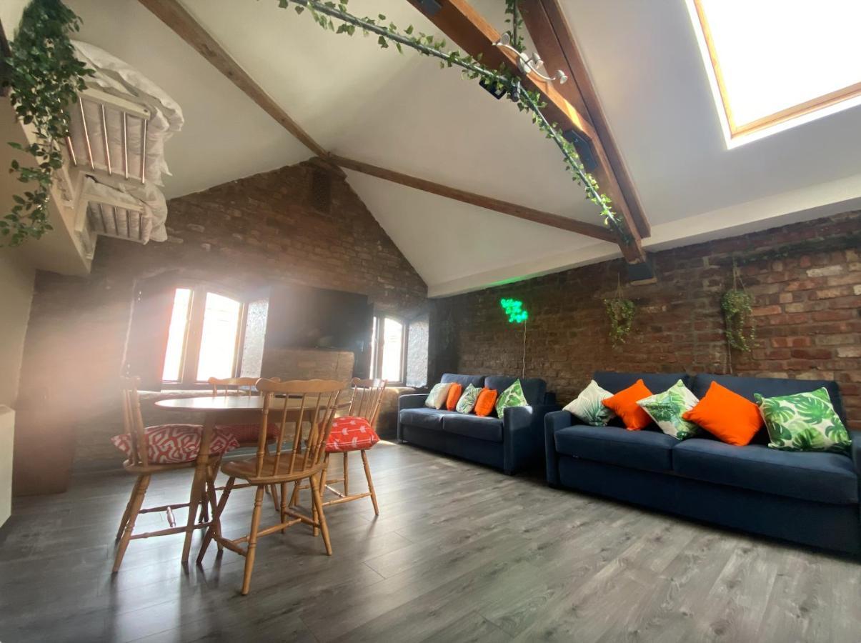 Button Street By Ustay Aparthotels Liverpool Exterior photo